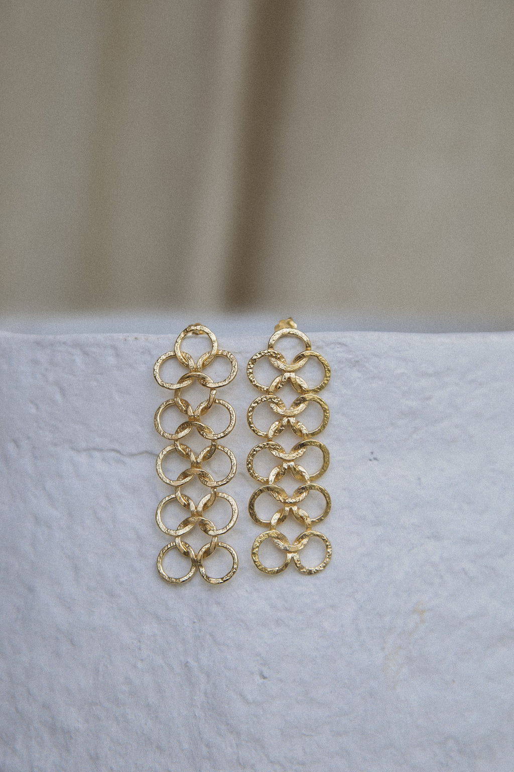 Oorbellen Moon Goud
